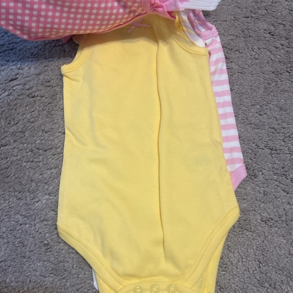 NWT Infant 5 Pack of Sleeveless Bodysuits 0-3 Months - Picture 5 of 9